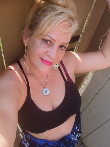 (380)283-9408 is Caucasianand offers nuru massages, asian massage, bodyrubs in Columbus and available for incall on rubrankings I offer the best Hot oil sensual massage therapy 
1hr. 
30min
11am- 8pm 7days
Leave the stress at the door!
!