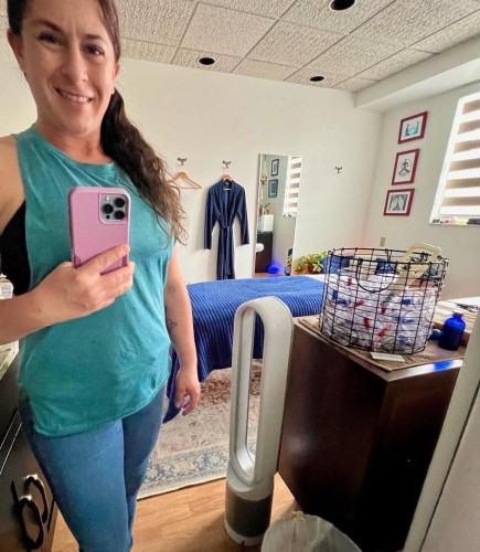 (901)571-9486 is Caucasianand offers nuru massages, asian massage, bodyrubs in Anchorage and available for both on rubrankings I offer full body traditional and Tantric massage.   VISIT ME IN MY APARTMENT    ALLOW ME TO GET THE KNOTS OUT AND FINALLY RELAX.    I PROVIDE AN ALTERNATIVE TO ASIAN SPAS, BODY RUBS OR TRADITIONAL MASSAGE CHAINS. I DO MASSAGE AND DO A BODY RUB. I AM LICENSED AND CERTIFIED.   YOU WILL LEAVE STRESS FREE!!!!!!!
MASSAGE RATES 60 MIN $200.00 90 MIN $250.00 
120 MIN $300.00

NOTICE-: I DON’T ACCEPT CAHS AS PAYMENT.

TEXT FOR YOUR BOOKING IMMEDIATELY BECAUSE I HAVE TO SCHEDULE YOUR TIME OF APPOINTMENT ACCORDINGLY  MY MANTRIC MASSAGE COMBINES 30 MINUTES OF TRADITIONAL MASSAGE AND 30 MINUTES OF TANTRIC MASSAGE. ENJOY THE BEST!!!! DON'T SETLLE ON A BODY RUB DEEP TISSUE MASSAGE SWEDISH MASSAGE SPORTS MASSAGE HOT STONES NURU MASSAGE  FULL BODY TANTRIC MASSAGE  

TEXT FOR BOOKING +19015719486

WhatsApp  +19015719486

In my typical massage therapy session, you undress or wear loose-fitting clothing. Undress only to the point that you're comfortable. You generally lay on my table and cover yourself with a sheet. I will leave the room when you undress before the massage and when you dress after it. You can also have a massage while sitting on my full chair, fully clothed. I will perform an evaluation through touch to locate painful or tense areas and to determine how much pressure to apply.
MASSAGE BENEFITS: Reducing stress and increasing relaxation Reducing pain and muscle soreness and tension Improving circulation, energy and alertness Lowering heart rate and blood pressure Improving immune function.
Thanks, hope to see you for some real FUN ?