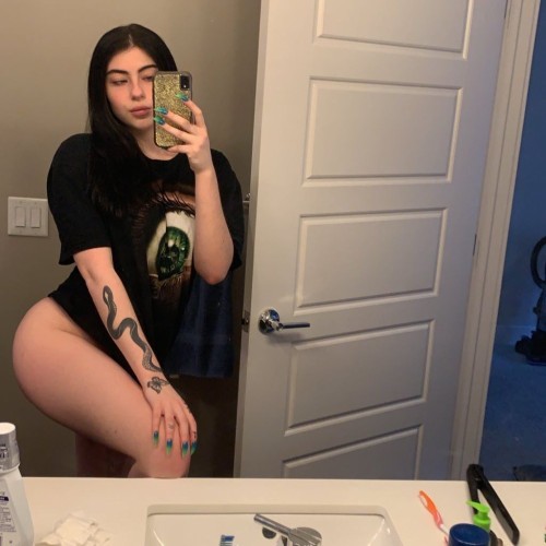 (650)450-9813 is Latinoand offers nuru massages, asian massage, bodyrubs in San francisco and available for both on rubrankings Hi, I’m Chloe, a friendly and attentive massage therapist offering a tranquil, relaxing massage experience designed to melt away stress and tension. Your comfort, privacy, and relaxation are always my top priorities.
I provide a calming, welcoming atmosphere where you can truly unwind and enjoy personalized care.
Making a Reservation
Please contact me via any of the following:
📞 Call or Text via WhatsApp:: (650) 450 9813

📩 EMAIL : zilloand767@gmail.com

Important Notice
🚨 Good hygiene is a MUST. Clients who do not meet basic hygiene standards will be turned away at the door. Time-wasters or game players will be blocked.

Availability
🗓 Monday – Sunday: Available 👥 Welcoming: Men • Women • Couples 📍 Sessions: Incall & Outcall available 💻 Online sessions also offered
Appointments range from short sessions to extended bookings.