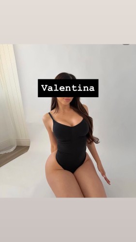 (657)291-9509 is Latinoand offers nuru massages, asian massage, bodyrubs in Orange and available for both on rubrankings Had a long and stressful week or simply need some excitement? Cum enjoy a body NURU massage by one of our beautiful therapists . I Promise You Won’t be disappointed. 
🩷💐🎊💛🔥🫦🎉💚🌺🍓🌼⭐️🍭🎀🍒👯‍♀️💆🏻🌷

We offer a first class facility with private rooms, comfortable massage tables, sanitary towels sheets, and shower available ✨ SAUNA, TABLE SHOWER, CRYO, AND THERAPY! Wait no more 😈 FOLLOW our Instagram @ instagram.com/ericalove523 or text us now 657-291-9509 for the address & book your appointment ASAP 💋🔥 

Door fee 🎀🔒🐚 
30min $60 
45min $70 
60min $100 

Cash 💰 Donations are separately discussed with your beautiful therapists in session 🔥🔥🔥🔥🔥🔥❤️❤️❤️ Walk-ins OKAY ? when we aren’t busy, appointments preferred ☎️??????🪔 ❤️
