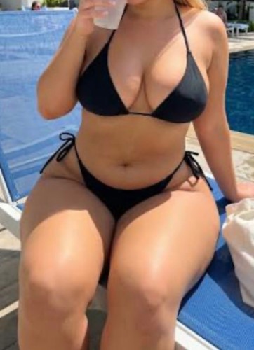 (945)545-0935 is Caucasianand offers nuru massages, asian massage, bodyrubs in Dallas and available for both on rubrankings Hot girl is here for you baby💦 🔥 