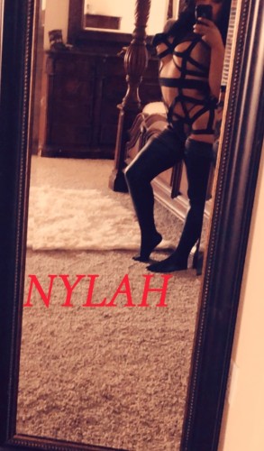 (615)300-2201 is Latinoand offers nuru massages, asian massage, bodyrubs in Nashville and available for both on rubrankings                    ***INDEPENDENT *** 
 **Absolutely NO association with any Studio!!**

The absolute best Nuru session of your life. 
We are invested in tempting and tantalizing your sensations. 
With a soft and firm touch. Our Nuru will make your sensations flourish to a point of ecstasy.
Come see us for a full relaxation session. 
We offer 4 hands upon request 
Shower available for before and or after your amazing session.
You will be so happy you came.
No illegal services provided 
💋💋
