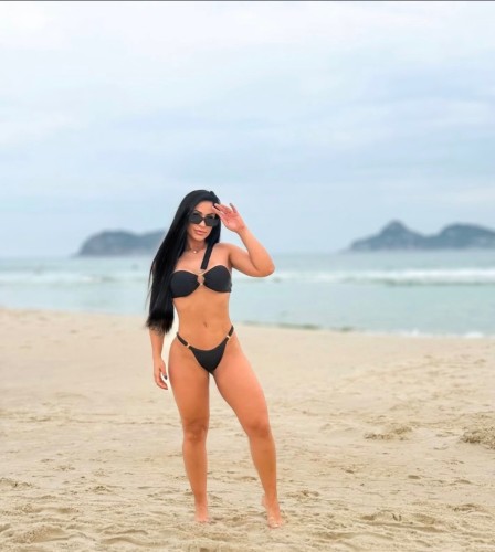 (727)371-7017 is Latinoand offers nuru massages, asian massage, bodyrubs in Miami and available for both on rubrankings I’m a Brazilian model, Miami–based touring often for a limited time, and I’d love to spend some relaxing, unforgettable time together.
duo available

60 min full body stress release price start 390🌹
30 minutes 250🌹