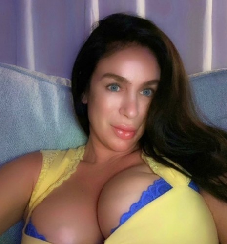 (702)762-9063 is 0and offers nuru massages, asian massage, bodyrubs in Las vegas and available for both on rubrankings Hello Gentlemen, If you’re reading this and got this far let me just say thank you for taking the time out to see my ad. I’m not your average gal, I enjoy what I do. I love and appreciate all my clients and you will get my undivided attention while were together. I love being the girl who slips into her sexy heels and dresses in silk or lace just for you. Anything is possible so if your interested in going to dinner together or an overnight please call for availability.

702-762-9063