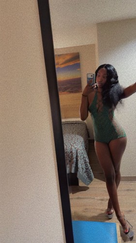 (405)881-0758 is Blackand offers nuru massages, asian massage, bodyrubs in Dallas and available for both on rubrankings Hey babies I’m available to have some fun 😍🌊 text or call me for more details 