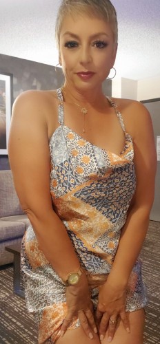 (352)306-7332 is Caucasianand offers nuru massages, asian massage, bodyrubs in Fayetteville and available for incall on rubrankings <ol><br/><li>Hi there..my name is Chelle and I am so happy you stopped by! I am a caring compassionate body rub provider specializing in Nuru Massage. I travel the USA sharing and teaching sensual touch and giving luxury level massages. I can't wait to connect and watch as our energies dance together in a beautiful soulful dance. Please visit my website for insights into this amazing world of Nuru.</li><br/></ol>