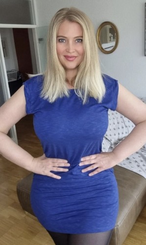 a:512|n: is 0and offers nuru massages, asian massage, bodyrubs in Phoenix and available for both on rubrankings I'M A LICENSED MASSAGE THERAPIST TO MEN WHO WANT A PROFESSIONAL MASSAGE IN A RELAXED SETTING.  I offer full body traditional and Tantric massage. VISIT ME IN MY PRIVATE STUDIO.  ALLOW ME TO GET THE KNOTS OUT AND FINALLY RELAX.  I PROVIDE AN ALTERNATIVE TO ASIAN SPAS, BODY RUBS OR TRADITIONAL MASSAGE CHAINS. I DO MASSAGE AND DO A BODY RUB. I AM LICENSED AND CERTIFIED. YOU WILL LEAVE STRESS FREE!!!!!!!