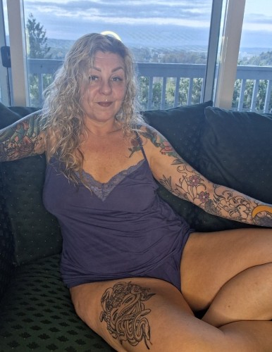 (206)510-9441 is Caucasianand offers nuru massages, asian massage, bodyrubs in Seattle and available for both on rubrankings TEXTING: please include your first name and where you seen my ad.



Hi I offer a sensual touch body rub with mutual touch. I offer fbst/fbsm/lingam massage/PM. My incall is in the  Renton area with plenty of free parking.

Monday through Saturday 10:00 a.m. until 10:00 p.m.

$140 half hour and $200 