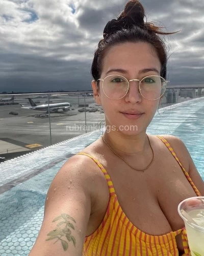 (469)922-3183 is Caucasianand offers nuru massages, asian massage, bodyrubs in Philadelphia and available for incall on rubrankings Hello everyone, my name is KENDALL SCARR, I’m young beautiful & charming lady, I render all sorts of massage services, also includes fun’s and happy ending . Treat me nice and I’ll be nicer to you with all my heart?? ?