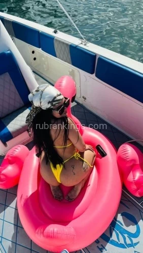 (713)614-8755 is 0and offers nuru massages, asian massage, bodyrubs in Houston and available for incall on rubrankings Si estás cansado y estresado de un día largo de trabajo ven y toma una cita conmigo y tendrás la mejor experiencia de tu vida 