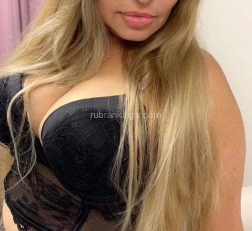 (786)352-4630 is Latinoand offers nuru massages, asian massage, bodyrubs in Houston and available for incall on rubrankings Si estás cansado y estresado de un largo día de trabajo ven y toma una cita conmigo 