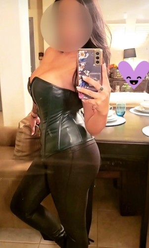 (708)375-6170 is Latinoand offers nuru massages, asian massage, bodyrubs in Chicago and available for incall on rubrankings Thank you for stopping by this page! Hi my name is Melanie and I’m 29 years old. I’m Colombian and Felipina ❤️ I’m came from Florida recently to work in Chicago. I loveeee it here I provide erotic body rubs and Nuru, sensual massages. I’m very detail and love relaxing you. 
I also have 4 hands available with my beautiful gf jenise. 

* respectful men 
* serious inquiries only 
* we provide a safe cozy place
* independent 

$160 half hour 
$220 hour for erotic body rubs or sensual massage. 

Nuru prices vary 🫶🏼 ( ask) 

Hope to see you soon so you can have a relaxing time 😊
Text or call me for an appointment. 

