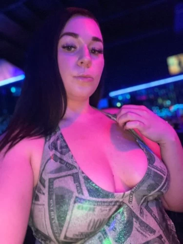 (615)992-6758 is Caucasianand offers nuru massages, asian massage, bodyrubs in Nashville and available for both on rubrankings Hello guys Kyle here in Nashville for an unforgettable weekend!if your looking for a real sexy provider then I’m your gal! 100% real and will verify 