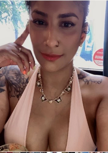 (409)999-0345 is Latinoand offers nuru massages, asian massage, bodyrubs in Chicago and available for both on rubrankings Let me give you a happy endingColombian/Mexican5'7CurvyBootalicious lol150-30 mins250-HrPlease text first ?Paradizee 