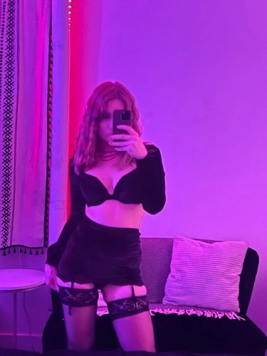 (646)793-0195 is Caucasianand offers nuru massages, asian massage, bodyrubs in New york city nyc and available for incall on rubrankings Hi boys, I’m Mira. I'm a 24 year old European student with smooth porcelain skin and strawberry brown hair that falls down my shoulders. I have a classically pretty face with sparkling green eyes, delicate features, and a flirtatious smile. I'm 5’8” with long legs and a tight body that is perfectly toned. My slender frame has perky 32C breasts, a plump heart shaped derriere, and gentle curves that ache to be explored. I have a warm and playful personality that will make you feel instantly relaxed. Confident, passionate, and a lover of pleasure, I love to connect through touch. I'm fetish friendly and very open minded. My pretty face, decadent sensuality, and sweet disposition will have you in heaven.**I offer an incredible nuru massage with genuine nuru gel! Enjoy a premium experience of sensual body to body sliding that will leave you totally mind blown!**Come by my private, clean apartment in Midtown West, Manhattan. There is a shower available. I accept same day bookings! Light screening required for new friends!availability: check the schedule here ? https://www.venusmanhattan.com/schedulerates: $200 half hour / $300 full hournuru rates: $300 half hour / $400 full hourcall / text: 646-793-0195email: miravenus@protonmail.commore pictures: https://www.venusmanhattan.com/mira