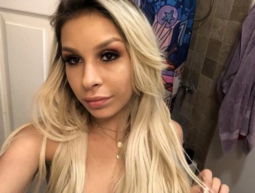 (423)398-1285 is Caucasianand offers nuru massages, asian massage, bodyrubs in Dallas and available for both on rubrankings I’m available for both incall and outcall and I offer full satisfaction services , and I’m going to give an unforgettable experience to you Baby ?Text me (423) 398-1285