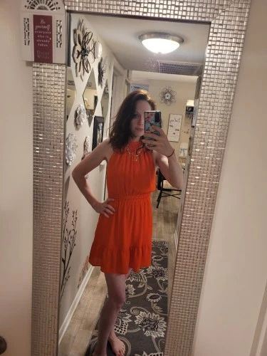 (469)383-5484 is Caucasianand offers nuru massages, asian massage, bodyrubs in Oklahoma city and available for both on rubrankings Sexy Scarlett. MILF ready to meet your desires. Sensual massage and VIP upgrades Incall/outcall available. 