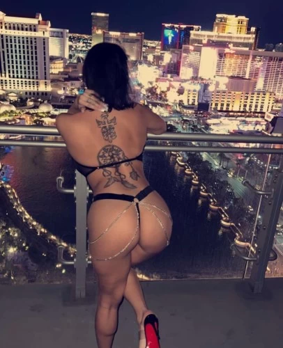 (775)843-8886 is Mixedand offers nuru massages, asian massage, bodyrubs in Los angeles and available for both on rubrankings If you would like the pleasure of my company, simply just contact me. If you're just looking to take a work break and detach from reality for a few hours we can set up a meeting together at whatever time is good for you.  Whatever your fantasy may be I am here to fulfill it, and I'm going to make it unforgettable!   