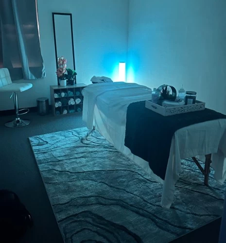 (832)627-5092 is Caucasianand offers nuru massages, asian massage, bodyrubs in Houston and available for incall on rubrankings Hello there! I am currently renting out a room in my office for $400/week located in the Galleria area. The building is low profile, professional, and discreet. I will provide all supplies and linens. This is the perfect option for a provider that already knows the ins and outs of the business and has their own clientele. If you are interested please email me at abbyhealshouston@gmail.comPlease include your name, phone number, how many years of experience you have, and a link to your ad. 