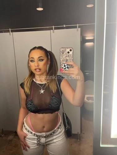 (318)463-1923 is Caucasianand offers nuru massages, asian massage, bodyrubs in Chicago and available for both on rubrankings Hey Dear,  Im 27 years and honest woman,So very hot and juicy sex freaky And I love  all my clients equally. I'm Available for Any  sex, Any Style And any place (Incall or Outcalls) And You will be 100%  satisfied with my service.  There is no age restriction, So i do any party. Full Day/Night Enjoy.  ✅My special services-  ◕?Bbj✔oral✔Anal  ◕?Bare back sex  ◕?Raw✔Dogy style sex ❤✔M.a.x ❤✔80 .Or less  ◕?Bbw,✔69 position, ✔420 freindly, ✔Car Fun ?Gfe  ◕?Nuru massage ✔Kissing ✔ Penis massage ✔ Sucking penis  ◕?Selling Any picture and video  ◕?Not a cop, No drama & no games/bs. Im serious for sex  ? So if you interested Then Text Me on 
Snap; veebreaker25
Tele; Veebreaker 