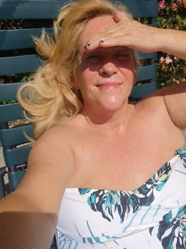(380)283-9408 is Caucasianand offers nuru massages, asian massage, bodyrubs in Columbus and available for incall on rubrankings I offer a 1hr session full body hot oil massage..leave the stress at the door!!
Available 11am- 7pm 8days
30min
1hr
Text for appointment 