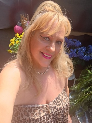(380)283-9408 is Caucasianand offers nuru massages, asian massage, bodyrubs in Columbus and available for incall on rubrankings I offer a 1hr session full body hot oil massage..leave the stress at the door!!
Available 11am- 7pm 8days
30min
1hr
Text for appointment 