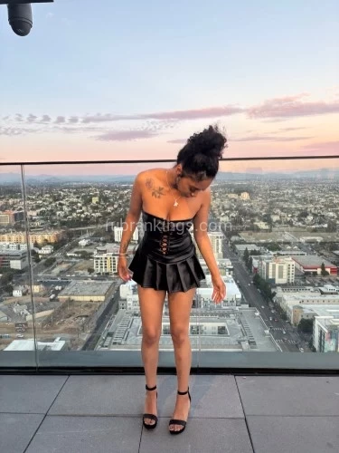 (619)654-4701 is Mixedand offers nuru massages, asian massage, bodyrubs in San diego and available for both on rubrankings Available for incall in chula vista or outcall $400/hr full service 