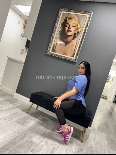 (832)882-9765 is 0and offers nuru massages, asian massage, bodyrubs in Houston and available for incall on rubrankings Disponible ahora 