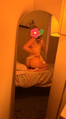 (646)337-3587 is Caucasianand offers nuru massages, asian massage, bodyrubs in New york city nyc and available for both on rubrankings Hi there! Only real pics! 4 hands massage,  nuru and Tantra massage, professional skills in erotic massage, body to body massage executet all naked... appointment is required... No Full service!