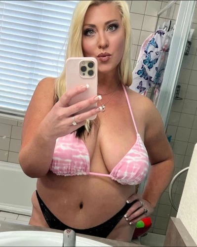 (769)225-8982 is Caucasianand offers nuru massages, asian massage, bodyrubs in Denver and available for both on rubrankings Full body very sensual and seductive massage! Guaranteed to release every drop of your built up tension leaving you feeling completely relaxed and satisfied!*Shower and fresh towels available!✔Independent provider available on every time ✔Real pics, real girl with good sense of humor ✔Clean, safe & discreet✔Clean upscale in call / out call✔Clean CANDLE LIGHT rooms✔Tantra✔(Skilled Beautys the art of prostate massage)Strap✔~Prostate (Male G/Sacred-Spot) Milking/Teasing, Neck/Back Rub Relief, Sensual Pleasure/Pressure Points, Hands/Feet Rub, Sensual/Therapeutic Mix