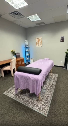 (470)856-1987 is Caucasianand offers nuru massages, asian massage, bodyrubs in Miami and available for both on rubrankings I’m available for meet up . Incall Outcall and car date ?Bbj?blowjob?cowgirl??doggy ?bareback?Gfe 
I sell my hot content videos at cool rate and I do FaceTime fun with full satisfaction tap in ?also No Cops ?‍♀️ Real and legitt. First timer should HMU ?..Pictures ? INDEPENDENT ✅NO DRAMA ✅NO POLICE ?❤️420 friendly I also like to party ? Snapchat: lizzsmith2025