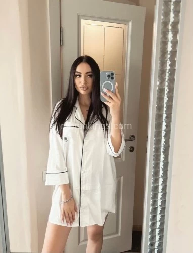 (929)548-0880 is Caucasianand offers nuru massages, asian massage, bodyrubs in New york city nyc and available for both on rubrankings Hello, my readers !!! Thank you for clicking on my ad - I am GEORGIANA - recently came to the USA from one of the small countries on the globe - take a guess from where ????  
I have pretty smile, a graceful body and am always in a good mood !  
Part-time catering service and part-time masseuse, half serious and half fun. I am good in both occupations but honestly prefer massage.
I’d like to meet a nice gentleman to show how beautiful girls from my country are and I am one of them ( gorgeous and playful, refreshing and affectionate with a desire of sexy adventure). 
Top quality entertainment time begins here with me - let’s start our journey together !  

Body rub - 320/1h 
Body scrub - 380/1h
Body shaving - 380/1h
Nuru slide - 420/1h
90min and 30min are available too 
Outcall visit - 500/1h + your transportation 

NO ANY extras - be a GENTLEMAN______
_____ My phone Is - 929-548-0880

Cash, Zelle, all CC are accepted 