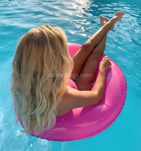 (614)532-2766 is Caucasianand offers nuru massages, asian massage, bodyrubs in Columbus and available for incall on rubrankings Classy Upscale Smt..come relax and unwind with me! Private discreet location..heated massage table, heated towels, unscented lotions or oil of your choice..highly skilled on relaxation massage, therapeutic massage..focusing on target areas..let your stress disappear! *Now offering manscaping *Text for rates & availability (I do book up fast)*Daytime hours only & evenings & wknds by appt*No call no shows will be blocked!*Verification required!*4hands only available on tues & thurs and must be pre booked!SEE YOU THERE SOON! XOXO HEATHER ?**New 6hand option! Come see the hottest blonde brunette 3some! ?