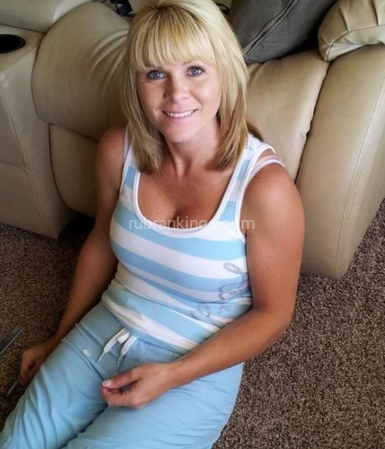 (702)295-8725 is Caucasianand offers nuru massages, asian massage, bodyrubs in Las vegas and available for outcall on rubrankings Do you seek to secure the time and of a mature lady whos ever so sexy?

That's me!

Id like to show you how some women are blessed by time.

I like to make my experience count

Call an older woman tonight:)

Lovely Debbie

702-294-8725