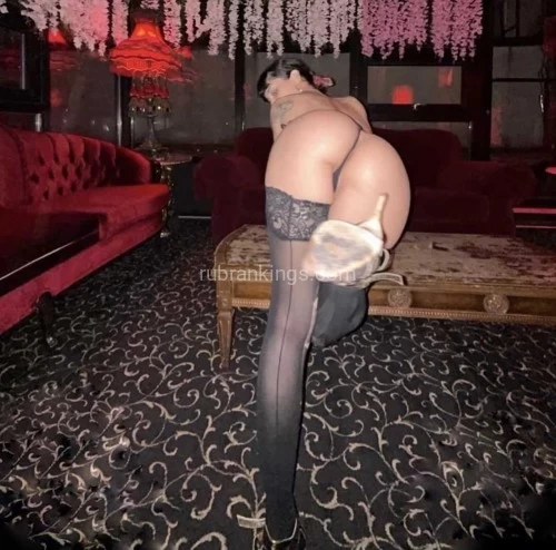 (929)407-1031 is Latinoand offers nuru massages, asian massage, bodyrubs in New york city nyc and available for incall on rubrankings Hi gentlemen, I'm Beatriz I'm super sweet and petite gal with dark features and a mesmerizing smile. I have soft, olive toned skin and dark brown hair that falls past my shoulders and framing my pretty face with brown doe eyes. Standing at 5'2 , I have a small waist with a slender frame, perky 32B breasts, and a juicy bubble butt that fits perfectly in your hands. My personality is warm, down to earth, and fun loving. I’m naturally very intuitive, passionate, and seductive and I love exploring these gifts through the art of sensuality.  Ready to allow yourself a little indulgence? Come escape under the delicate touch of my soft hands. I'm looking forward to connecting and eager to meet you...let's make something sweet and naughty together..
**My incall is a private, cozy apartment in Chelsea. There is a shower available! **  

 *Text preferred* 
Call/Text: 929-407-1031 
Email: beatrizxo@proton.me  

My availability this week: check my schedule link below .. Xx

• Website Link : https://www.chelseabodyrub.com/beatriz

• Social Media Link : https://www.chelseabodyrub.com/schedule

• Location : Chelsea, Manhattan
