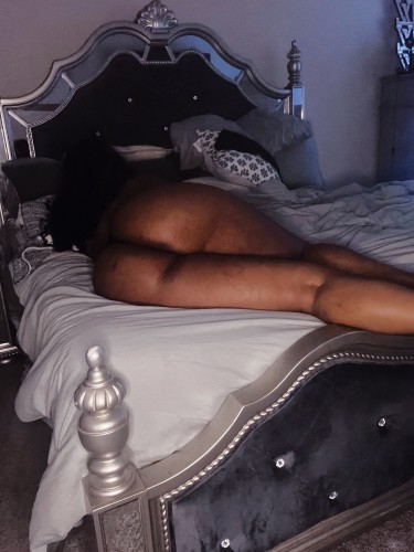 Outcalls with Fawn available