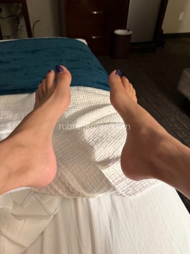 (909)630-4150 is Caucasianand offers nuru massages, asian massage, bodyrubs in Los angeles and available for both on rubrankings ROSEMEAD🏨🚘📲

Hi babe! Im Destiny and I appreciate you taking the time to view my profile. It makes me feel good knowing I peeked your interest Aside from being beautiful, im friendly, respectful and enjoy having conversations with everyone I meet. When you come meet me, expect to feel at home and at ease. I love to keep my location clean, without drama, and while youre with me, my focus is on you and only you‼️ My goal is to make you feel good and I will be fulfilled if you have a memorable experience with me. Im non judgemental and open to some requests. With that being said, when you're ready to have some fun the best way to reach me is through text. Don’t hesitate to reach out with any questions you may have, I will do my best to respond as quickly as I can