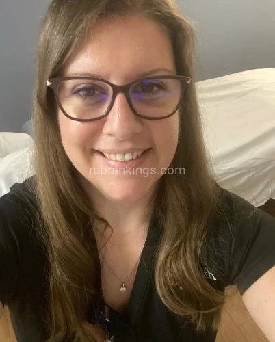(813)430-5138 is Caucasianand offers nuru massages, asian massage, bodyrubs in Evansville and available for both on rubrankings Description:Stop Scrolling — You’ve Found the Magic Touch! Hi there, I’m Julina If you’re ready to unwind and release all that built up tension, I’m here to help you relax in the comfort and privacy of your hotel or home. I offer spa-quality full body massage, from deep tissue to light touch each session fully customized to your needs, leaving you recharged, refreshed, and smiling.I cater exclusively to respectful gentlemen and couples.Light screening is required for all new clients.I’m available with about an hour’s notice and travel discreetly throughout Evansville, Oakland and surrounding areas.? $160 per hour? Yes, my pictures are 100% real and recent!Available now till late night Please do not hesitate to introduce yourself!Thank you,Julina Phone- (813) 430-5138Signal-  (813) 430-5138Telegram- @julinaAdams