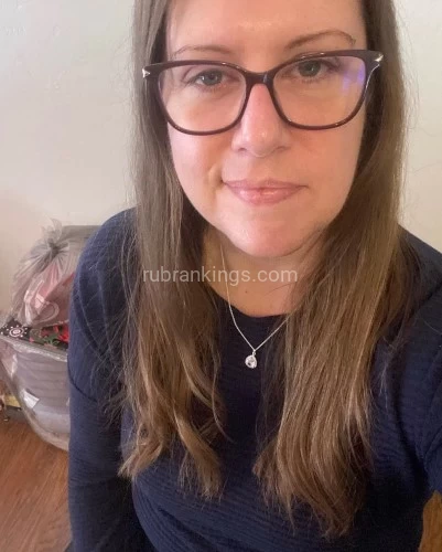 (813)430-5138 is Caucasianand offers nuru massages, asian massage, bodyrubs in Evansville and available for both on rubrankings Description:Stop Scrolling — You’ve Found the Magic Touch! Hi there, I’m Julina If you’re ready to unwind and release all that built up tension, I’m here to help you relax in the comfort and privacy of your hotel or home. I offer spa-quality full body massage, from deep tissue to light touch each session fully customized to your needs, leaving you recharged, refreshed, and smiling.I cater exclusively to respectful gentlemen and couples.Light screening is required for all new clients.I’m available with about an hour’s notice and travel discreetly throughout Evansville, Oakland and surrounding areas.? $160 per hour? Yes, my pictures are 100% real and recent!Available now till late night Please do not hesitate to introduce yourself!Thank you,Julina Phone- (813) 430-5138Signal-  (813) 430-5138Telegram- @julinaAdams