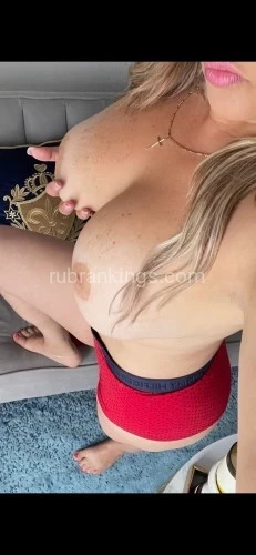 (909)242-9148 is Latinoand offers nuru massages, asian massage, bodyrubs in Los angeles and available for both on rubrankings Latina