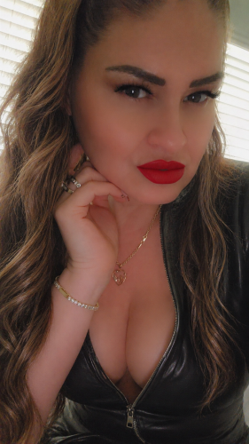 (602)571-8225 is Latinoand offers nuru massages, asian massage, bodyrubs in Phoenix and available for incall on rubrankings Giselle

*** PARADISE IS AWAITING **
Come.and unwind 
I am ready to give you ×_× The best session of your life that will be unforgettable ×_×
I treat my customers with the most highest of standards..
You'll leave in aww of your one of kind experince that only my amazing hands deliver .

I offer ;

Hot stones therapy 

Cuddling 

Aromatherapy 

Organic and fragrance free oils /lotion 

Clean and comfortable rooms 

Relaxing environment 


Reflexology Rates :

30 min $100
1HR $140


I accept walk-ins and appointments 

Open from Monday - Friday 


PHONE :602-571-8225
