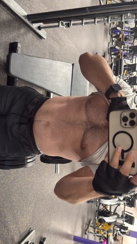 (786)862-3194 is Latinoand offers nuru massages, asian massage, bodyrubs in Nashville and available for both on rubrankings Latino that offers a relaxing massage session where you can reconnect with well-being and comfort! I offer you a muscle therapy session away from stress, revitalizing and full of energy