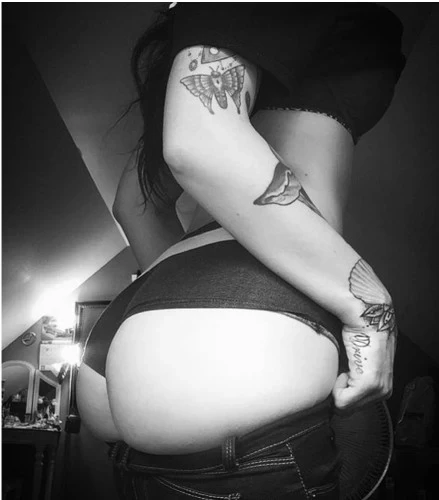 (858)289-7934 is Caucasianand offers nuru massages, asian massage, bodyrubs in San diego and available for both on rubrankings Sydney, at your service!! 


Are 🔥😌 YOU Tired of the Games? 😌🔥

❌ Tired of paying deposits?
❌ Tired of being catfished?
❌ Tired of expecting a beauty and getting a beast?

💎 Are you looking for a provider who keeps things simple, professional, and authentic?
💆‍♀️ Looking for someone who is actually a Certified Massage Therapist?

🌟 LOOK NO FURTHER! 🌟

👔✨ I offer a service designed for gentlemen who appreciate class, skill, and professionalism.

🏖️ My relaxing, spa-like in-call oasis is conveniently located near the beach.

🌿💆‍♂️ Certified Massage Therapist 💆‍♂️🌿

📜 Certified Massage Therapist with 4 years of hands-on experience.

✅ I don’t upsell.
✅ I don’t clock-watch.
✅ I don’t waste your time.

💜 I genuinely love what I do—and it shows in every session.

😌✨ Relax. Recharge. Renew. ✨😌

While I do not offer full service, my goal is to have you leave feeling:

🌟 Happy
🌟 Rejuvenated
🌟 Relaxed
🌟 Refreshed

📞 Call today and let me help release your stress, soothe tired muscles, and melt away the tension of everyday life.

You deserve a break. 💜


✂️🔥 The Perfect Excuse to Escape 🔥✂️

“HEYYYY HONEY IM GOING TO GET A HAIRCUT !!”

MANSCAPING AVAILABLE

💈 Haircuts
🪒 Shaving
✨ Waxing
💅 Manicures
🦶 Pedicures
➕ And more!

🎯 Build your own customized package today.

💰✨ Massage Rates ✨💰

🟣 15 Minutes — $125
🔵 30 Minutes — $169
🟢 60 Minutes — $225

💜🔥 Additional Interests & Offerings 🔥💜

✔️ Prostate Specialist
✔️ Foot Fetish Friendly
✔️ Panty Sales Available
✔️ OnlyFans Available
✔️ Live Broadcasts Available

📋 Inquire today for full menu pricing and additional details.

🌊💎 Professional • Skilled • Discreet • Relaxing 💎🌊
