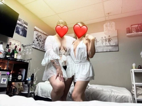 (619)353-8626 is Latinoand offers nuru massages, asian massage, bodyrubs in San diego and available for incall on rubrankings The ultimate experience!! Come melt in our hands 
FBSM Lots of fun or a relaxing time your choice!
Donation ask
HHR 300
HR 500
Located in the Miramar area, beautiful discrete location with hot towels, shower and plenty of parking! TEXT to schedule your appointment today! (Only text no call) 
We do have a screening process: please is you have responded reviews on PD, send them over to aurorahealersd 
