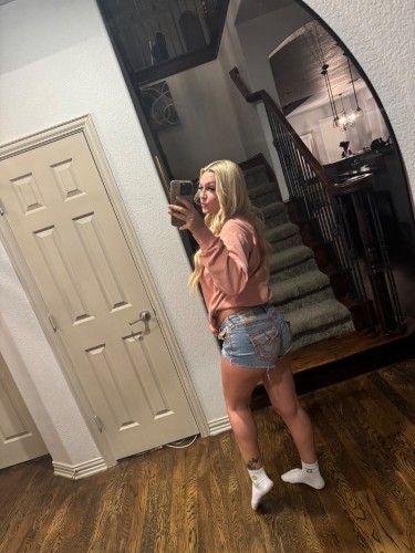 (214)725-0732 is Caucasianand offers nuru massages, asian massage, bodyrubs in Dallas and available for both on rubrankings FOUR HANDS NOW AVAILABLE!!

 Wild Winter, A Classy Playmate!

Fantasy Playtime, 
Come to my Beautiful Private Residence!

Do you need a little TLC Excitement in your life?  

Do you Desire Something Sensual & Meaningful with a physical connection!

I do offer showers, soft music, in a very upscale clean & quiet residence! Hosting at my place or I could come visit you!

Let's discuss any upgrades in person, during our private time together!

Fantasies fun, role play, fetishes just ask, let's work out your kink(wink)

Can't wait to get my soft hands on you, No disappointments here, 100% Real and VERY recent photos, no need to even ask for more, but willing to FT verify too!

Hours vary, just text/call to see if I'm available 

Hugs given freely  
??????
I am fiercely independent!!

NO AA
NO EXPLICIT TALK/PICTURES
NO DISCUSSION OF SERVICES 
NO CALL NO SHOW= BLOCKED! 

100% REAL UP TO DATE PICS

XOXOXO
WINTER

