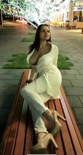 (646)444-4623 is Caucasianand offers nuru massages, asian massage, bodyrubs in New york city nyc and available for both on rubrankings I am cute european girl who is a student the same time.
My lessons are very important for me but tuition is not cheap.
Makes me hard working person …
I do quality and relaxing massage, nuru and sometimes tantra, 
If you have mood to see a new cool girl - I am right chick for you 

Most important - I am not an escort worker and Don’t do any extra 
I can do visiting as well 
Cash, venmo, zelle and CC are accepted 