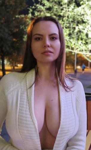 (646)444-4623 is Caucasianand offers nuru massages, asian massage, bodyrubs in New york city nyc and available for both on rubrankings I am cute european girl who is a student the same time.
My lessons are very important for me but tuition is not cheap.
Makes me hard working person …
I do quality and relaxing massage, nuru and sometimes tantra, 
If you have mood to see a new cool girl - I am right chick for you 

Most important - I am not an escort worker and Don’t do any extra 
I can do visiting as well 
Cash, venmo, zelle and CC are accepted 