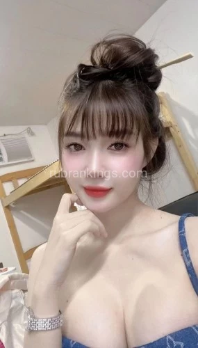 (605)606-3566 is asianand offers nuru massages, asian massage, bodyrubs in Sioux falls and available for incall on rubrankings I'm a sweet, seductive, down to earth, women with a great personality. You will be captivated by my sexy body, my bright smile, and might even find yourself getting lost in my seductive bed-room eyes.Let me shower you with the much needed attention you deserve!605-606-3566