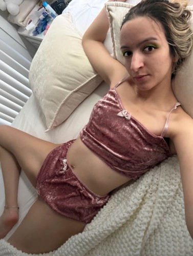 (423)366-6984 is Mixedand offers nuru massages, asian massage, bodyrubs in Augusta and available for both on rubrankings As a skilled and experienced licensed massage therapist, I craft personalized and deeply relaxing massages in a setting of sophistication and sensuality. Indulge in a range of services including full-body relaxation, deep tissue therapy, sports massage, sensual massage, prostate massage, and Swedish massage. Your privacy is my priority, ensuring a discreet experience. Elevate your journey with exclusive VIP services like the VIP Nuru Experience and Tantric Lingam Massage. Reach out for inquiries or to schedule an appointment and immerse yourself in a romantic and deeply relaxing massage experience with me.

