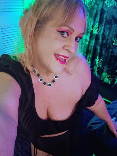 (380)283-9408 is Caucasianand offers nuru massages, asian massage, bodyrubs in Columbus and available for incall on rubrankings One of a kind delicious Hot OIL MASSAGE ? 
LEAVE THE STRESS AT THE DOOR! 
8 9FFER A GREAT WAY TO RELAX YOUR BODY ,MIND, AND SPIRIT ❤️
I OFFER 1HR SESSIONS FULL BODY SENSUAL HOT OIL MASSAGE ? 
1HR.
30MIN
........ APPOINTMENT ONLY..TEXT ME..MAKE THAT APPOINTMENT NOW!!
